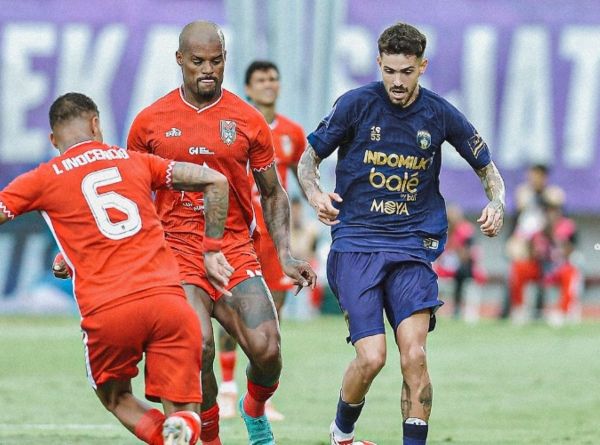 Gol Hokky Dianulir VAR, Persita vs Malut United Berakhir 0-0