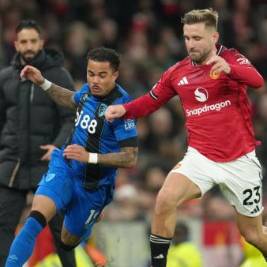 Drama 8 Gol di Old Trafford, Manchester United Gagal Merangkak ke Lima Besar