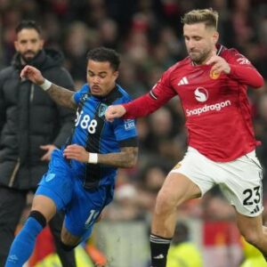 Drama 8 Gol di Old Trafford, Manchester United Gagal Merangkak ke Lima Besar