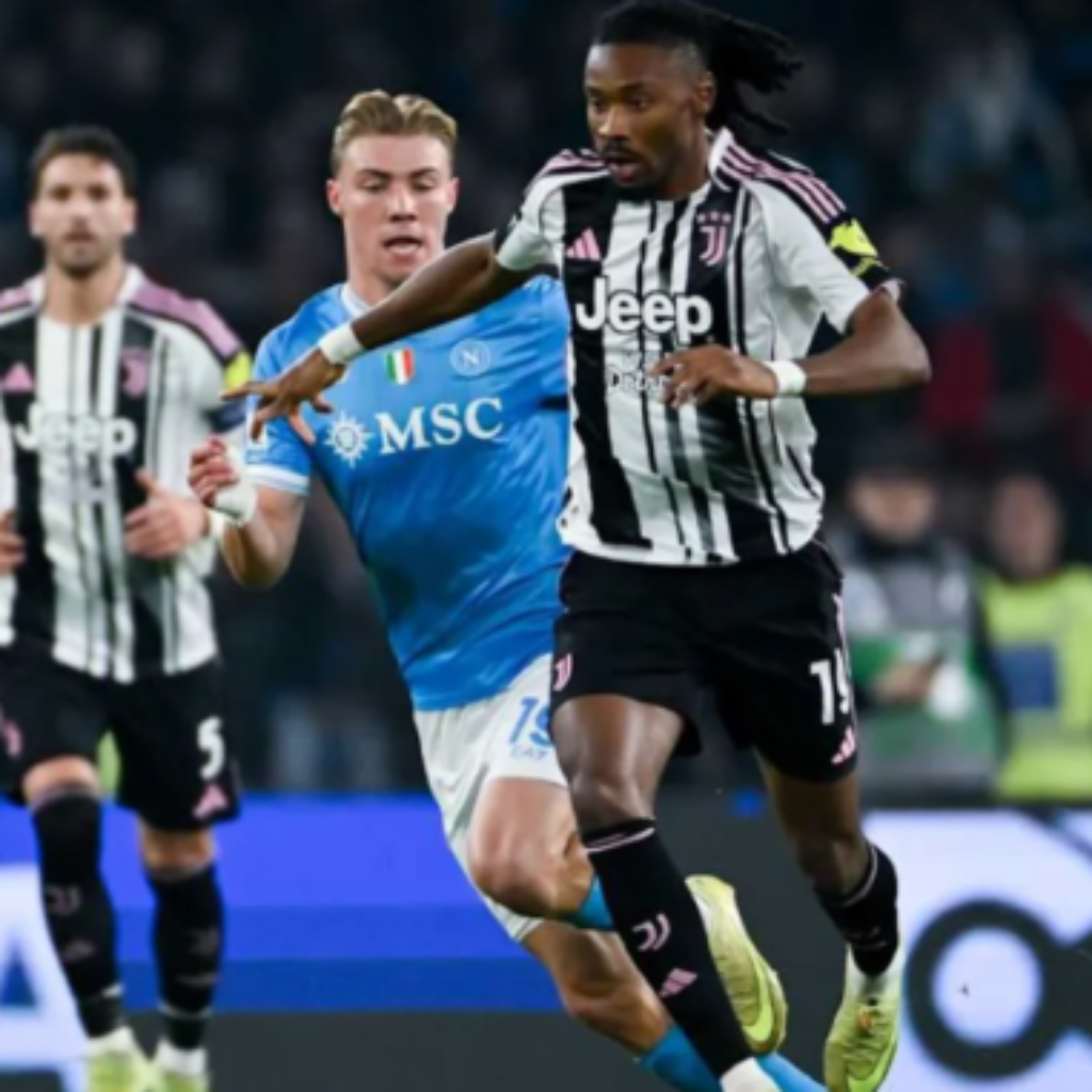 Diterpa Badai Cedera, Napoli Tetap Tekuk Juventus 2-1