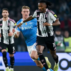 Diterpa Badai Cedera, Napoli Tetap Tekuk Juventus 2-1