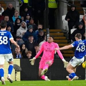 Garnacho Bersinar, Chelsea Tekuk Cardiff 3-1 dan Melaju ke Semifinal Carabao Cup