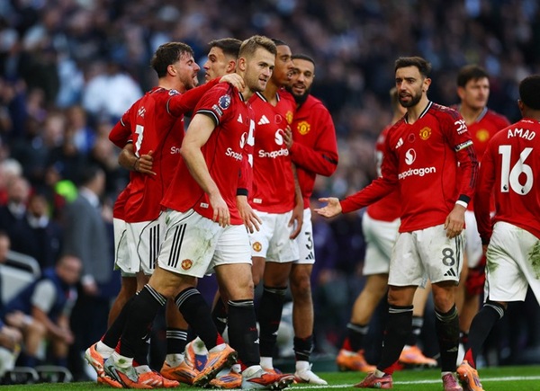 MU Kembali ke Empat Besar, City Gagal Pangkas Jarak Arsenal