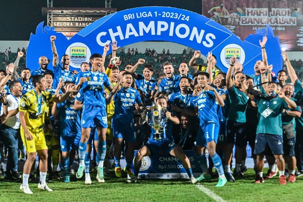 Juara Paruh Musim Lagi, Persib Buka Peluang Hat-trick Gelar Liga