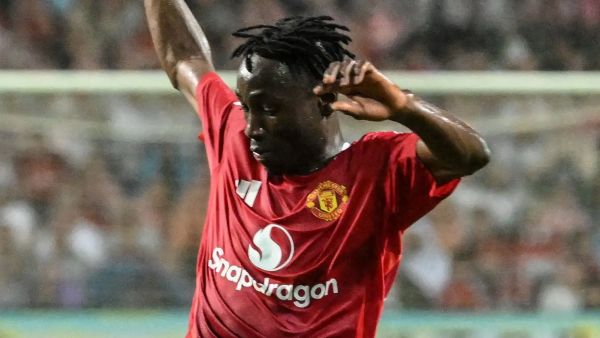 MU Lepas Sekou Kone ke Klub Swiss pada Bursa Transfer Musim Dingin