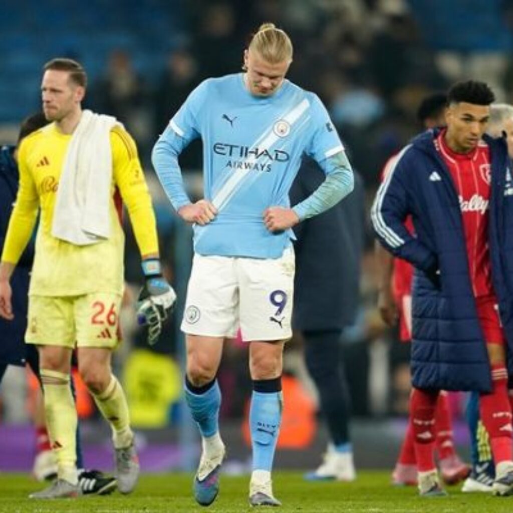 Manchester City Tersendat, Arsenal Nyaman di Puncak Klasemen Liga Inggris