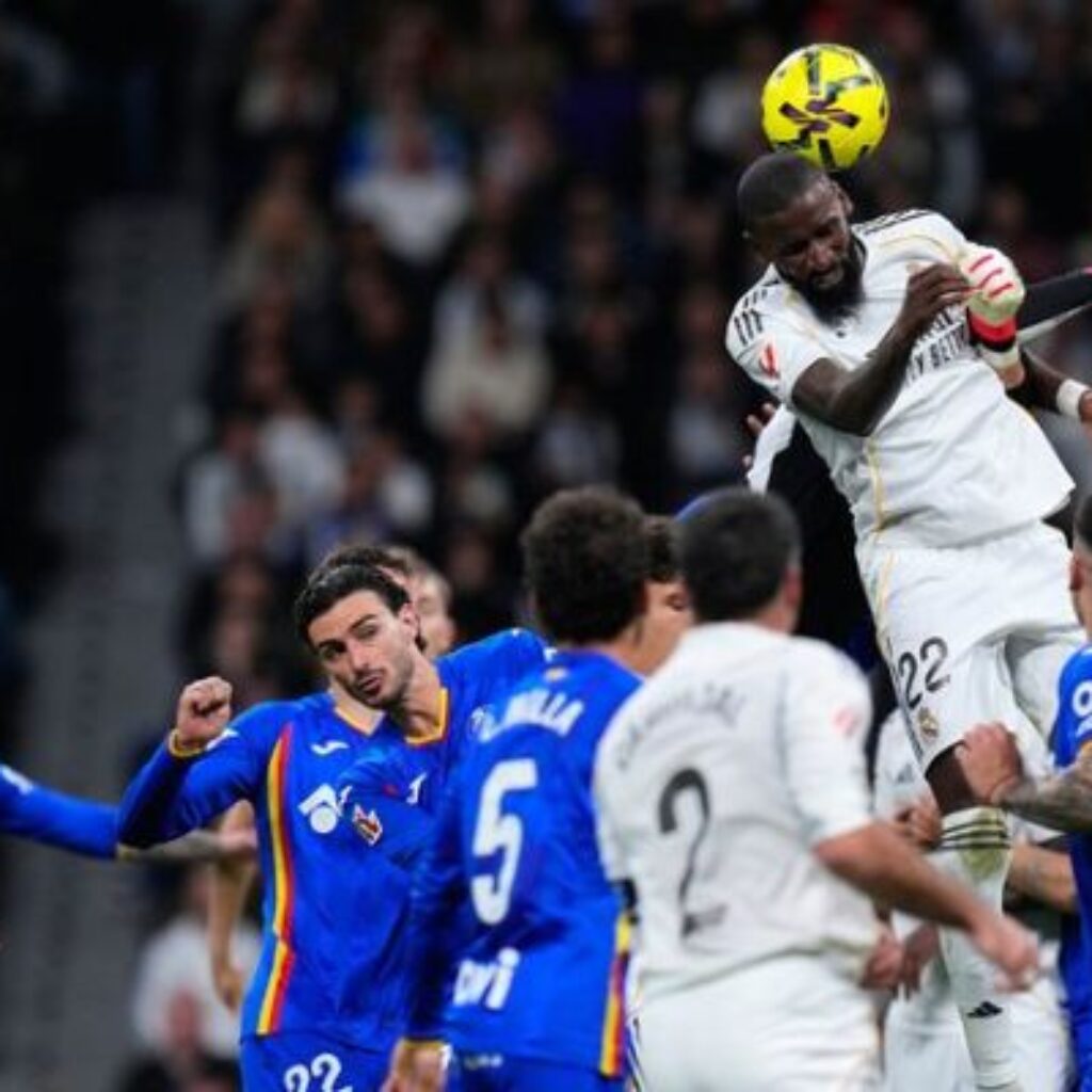 Gol Jarak Jauh Satriano Bungkam Real Madrid di Santiago Bernabeu