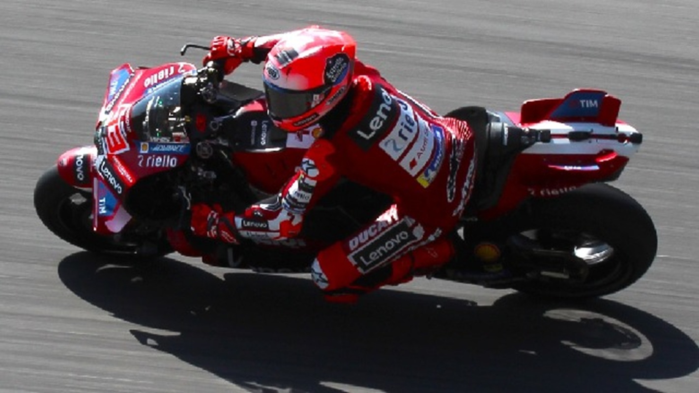 Marc Marquez Juara Sprint Race MotoGP Hungaria 2026, Pedro Acosta Finis Kedua