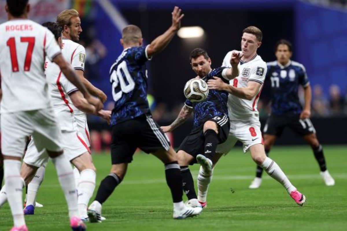 Inggris Tersingkir! Argentina Bangkit dan Menang Dramatis 2-1